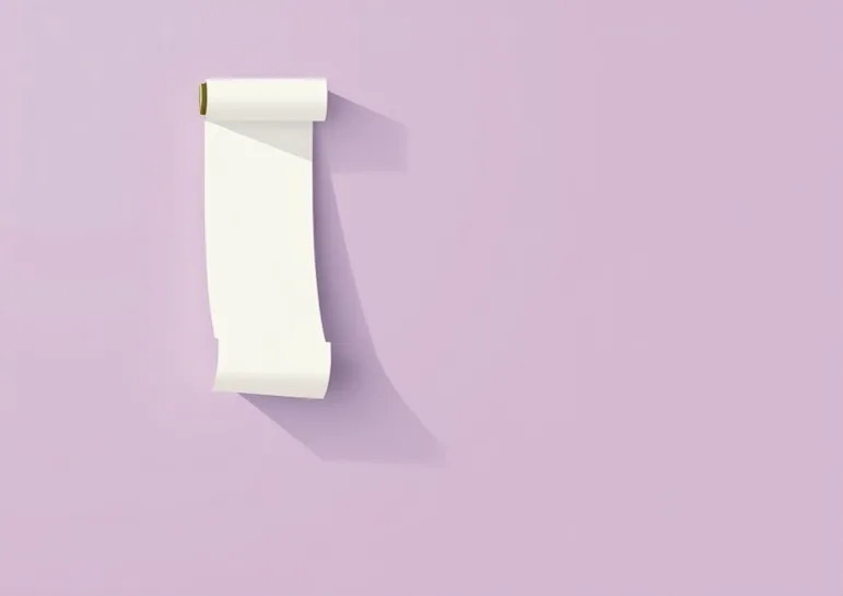 Pose de papier peint, rouleau et brosse à maroufler